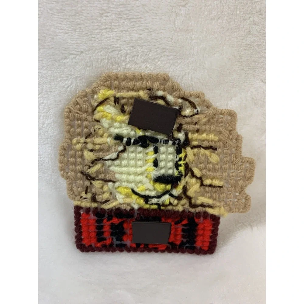 Vintage Leo Horoscope‎ Sign Lion Handmade Needlepoint Plastic Canvas Magnet OOAK